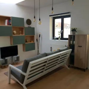 Uitzicht Op Het Mas Appartement